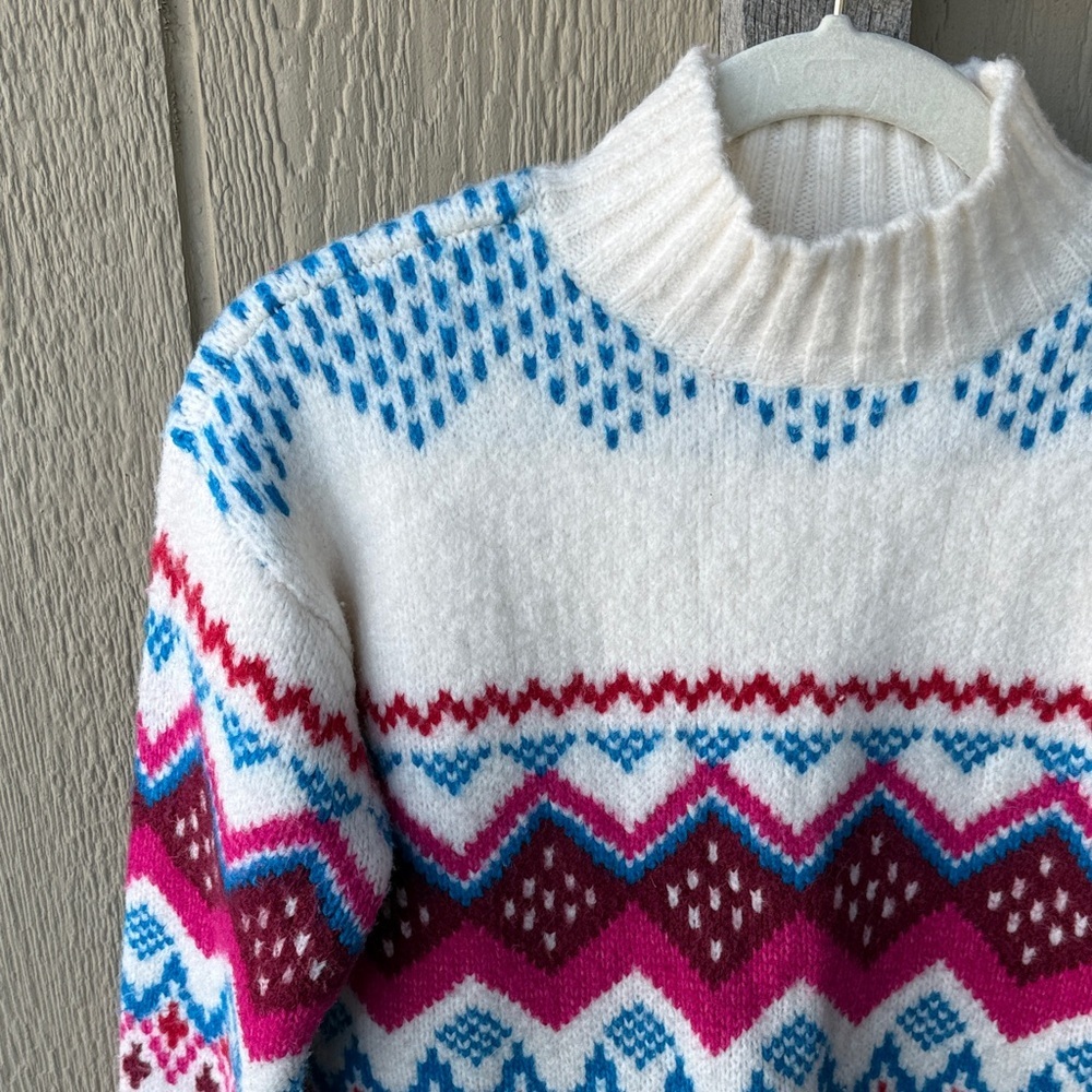 LOFT Women's Sweater with Blue and Pink Patterns - Picture 4 of 11